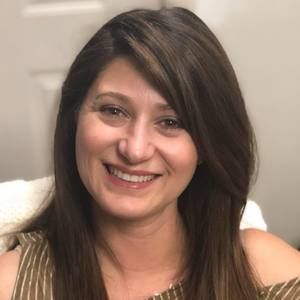 Meet your Posher, Yolanda